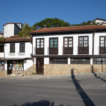 Старата Баkалия The Old Grocery, Guest Rooms Balchik Bagian luar foto