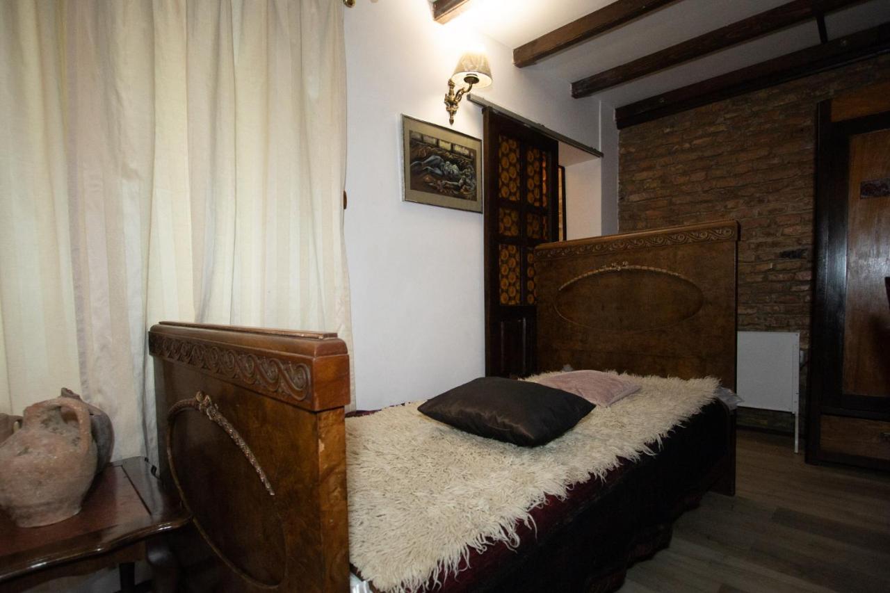 Старата Баkалия The Old Grocery, Guest Rooms Balchik Bagian luar foto