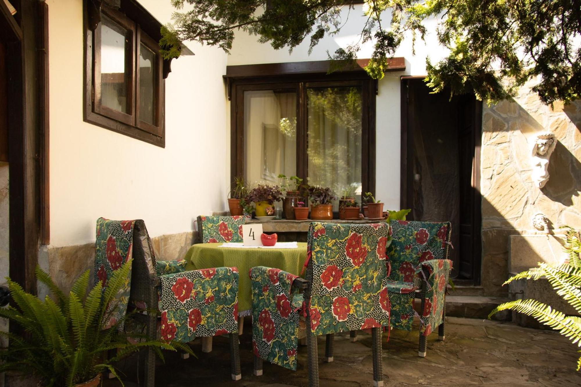 Старата Баkалия The Old Grocery, Guest Rooms Balchik Bagian luar foto