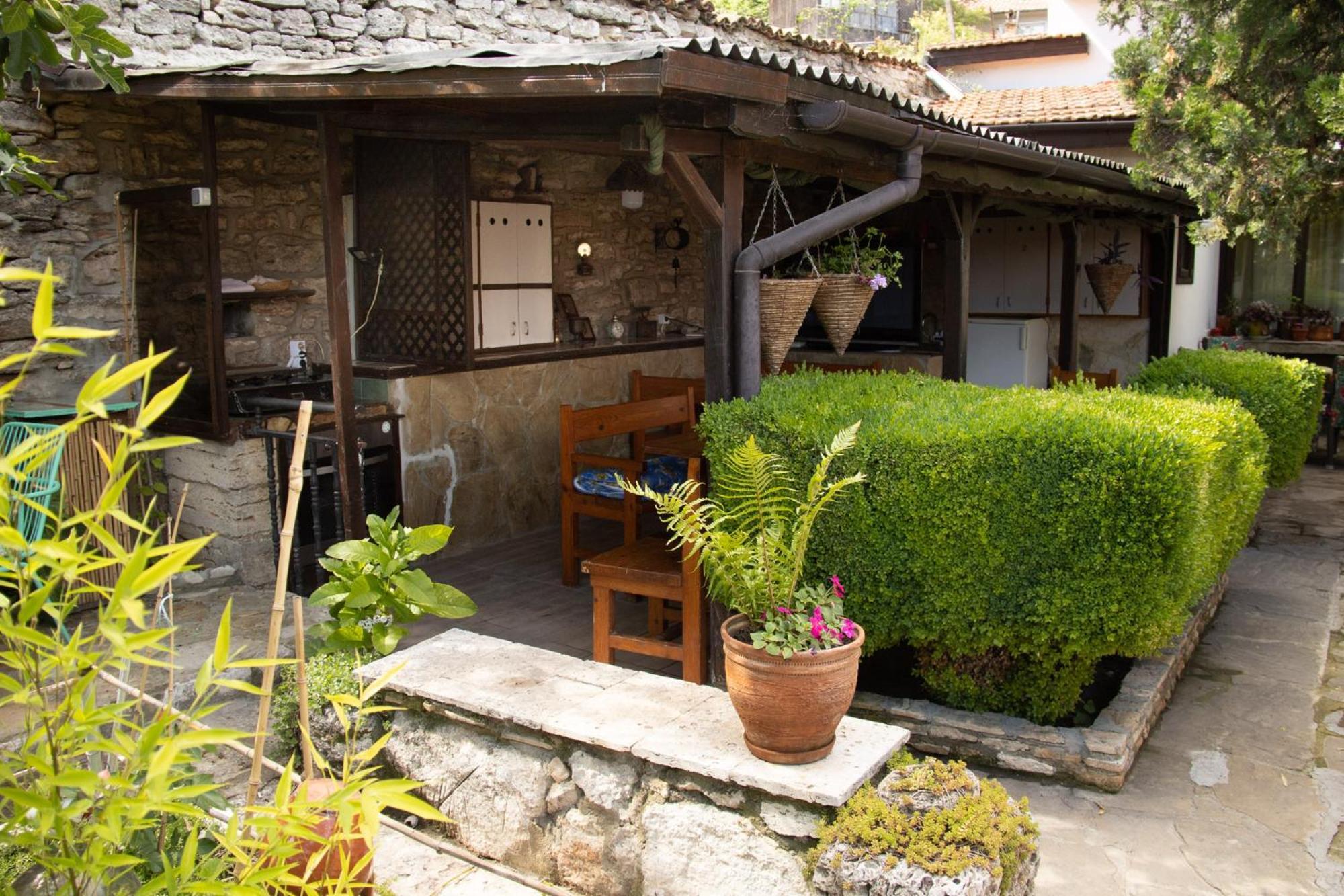 Старата Баkалия The Old Grocery, Guest Rooms Balchik Bagian luar foto